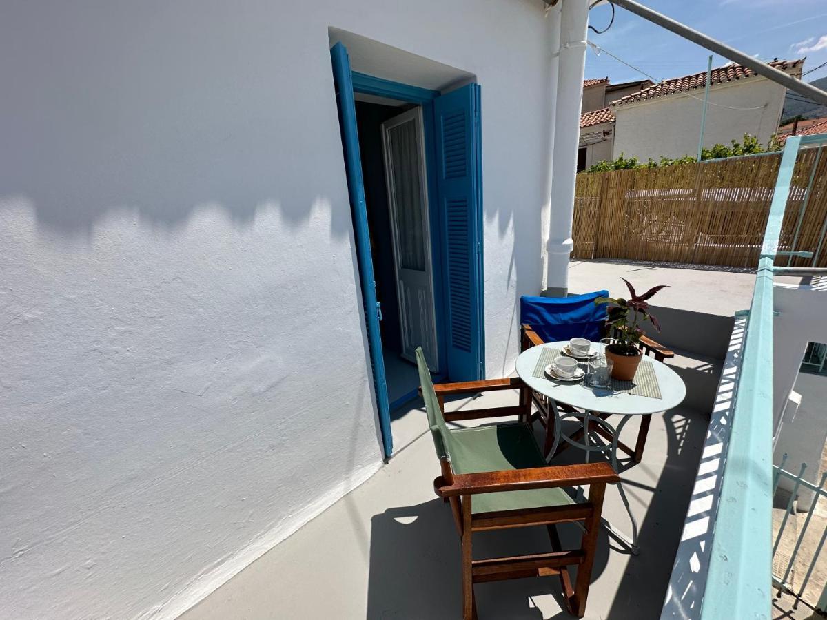 Brinia Cosy Apartment Poros Town Екстериор снимка
