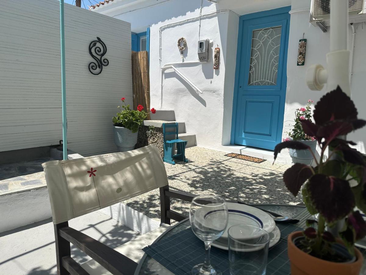 Brinia Cosy Apartment Poros Town Екстериор снимка